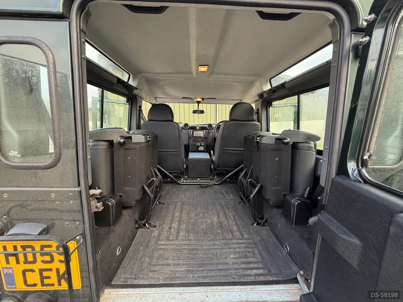 2010 Land Rover Defender 90 in Westerham 9