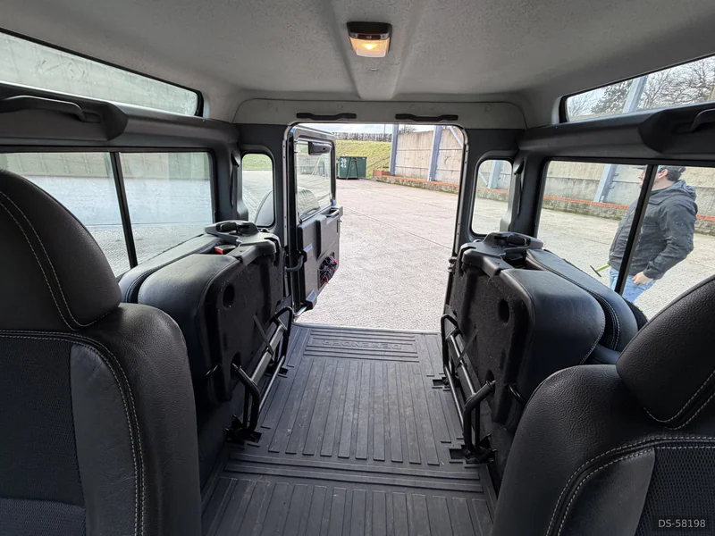 2010 Land Rover Defender 90 in Westerham 10
