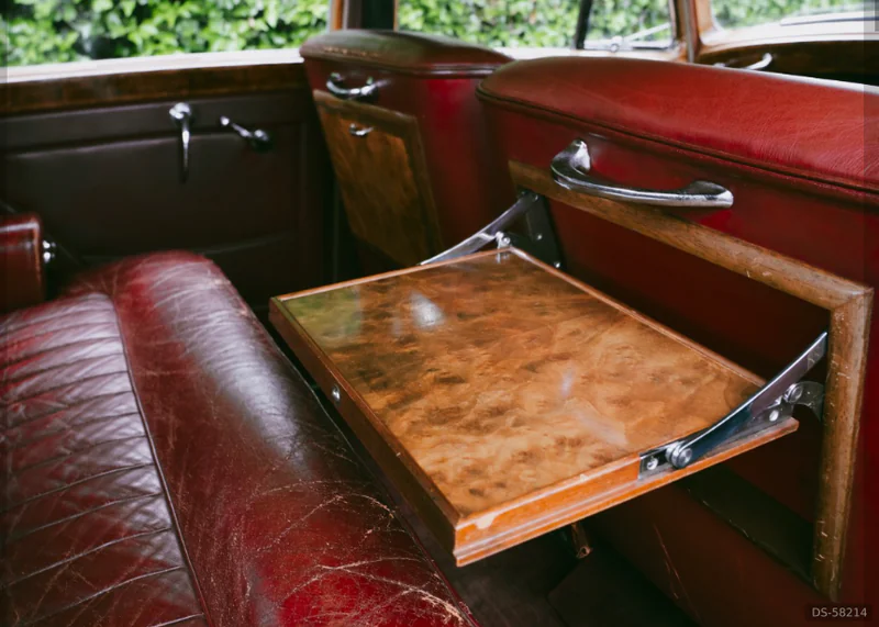 1954 Rolls-Royce Silver Dawn in Northampton 4