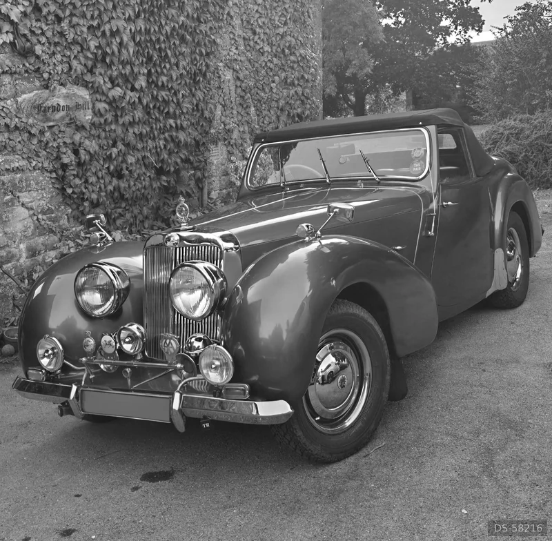 1949 Triumph Roadster in Byfield, Daventry 2