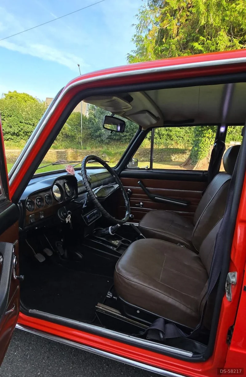 1984 Lada Vaz 2106 in London 4