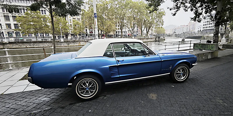 1967 Ford Mustang in Sopelana 5