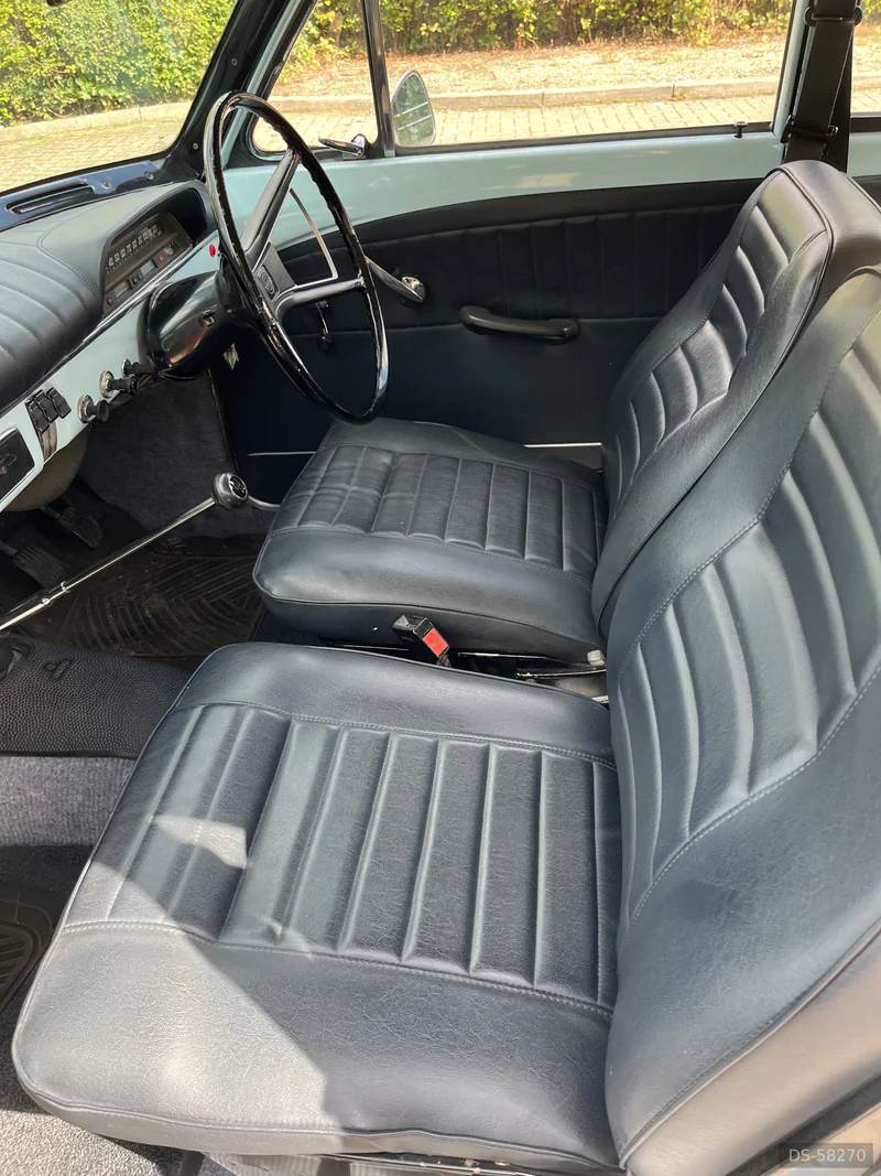 1967 Volvo Amazon in Loughton 9