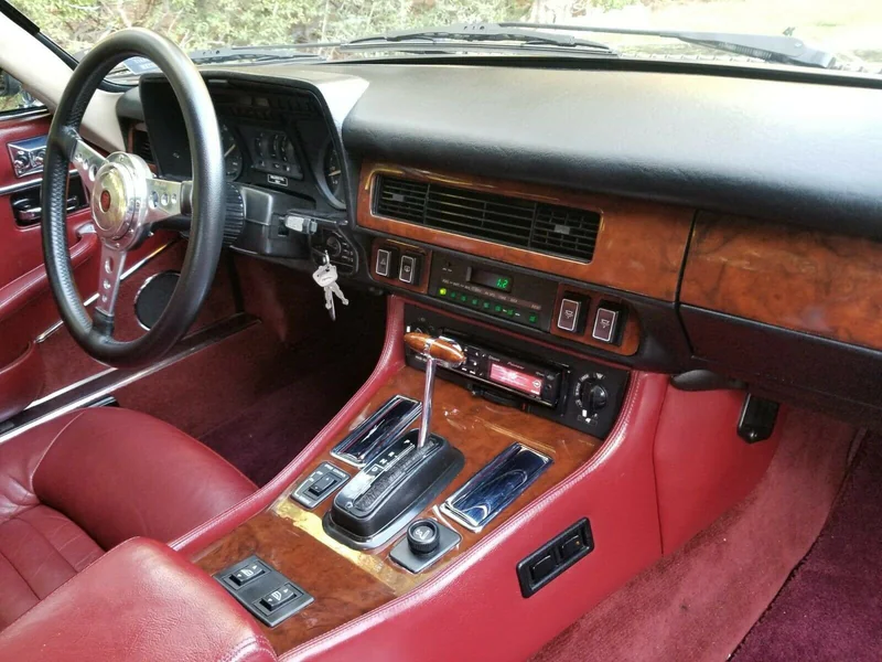 1988 Jaguar XJ-S Base 9