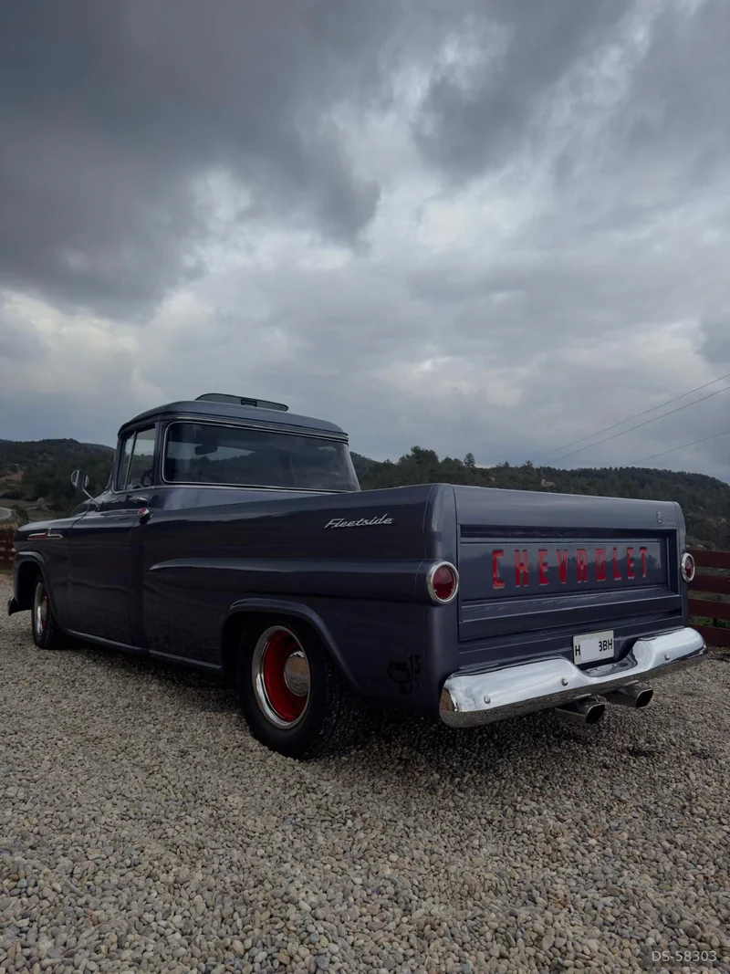 1959 Chevrolet Apache in Lleida 6