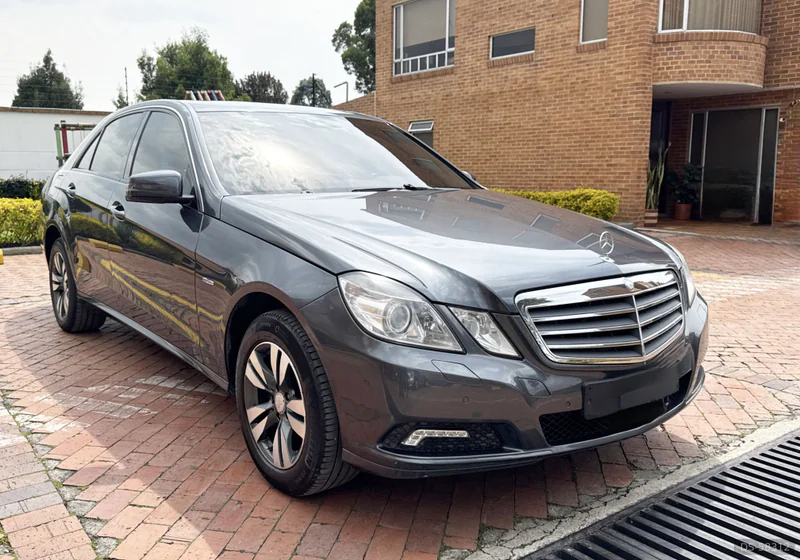2010 Mercedes-Benz E250 in Cajica 1