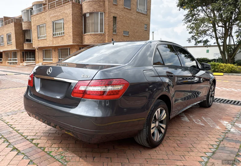 2010 Mercedes-Benz E250 in Cajica 4