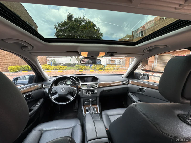 2010 Mercedes-Benz E250 in Cajica 7