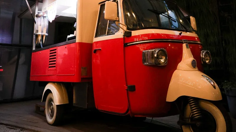 1995 Piaggio Ape Retro in Praha 12