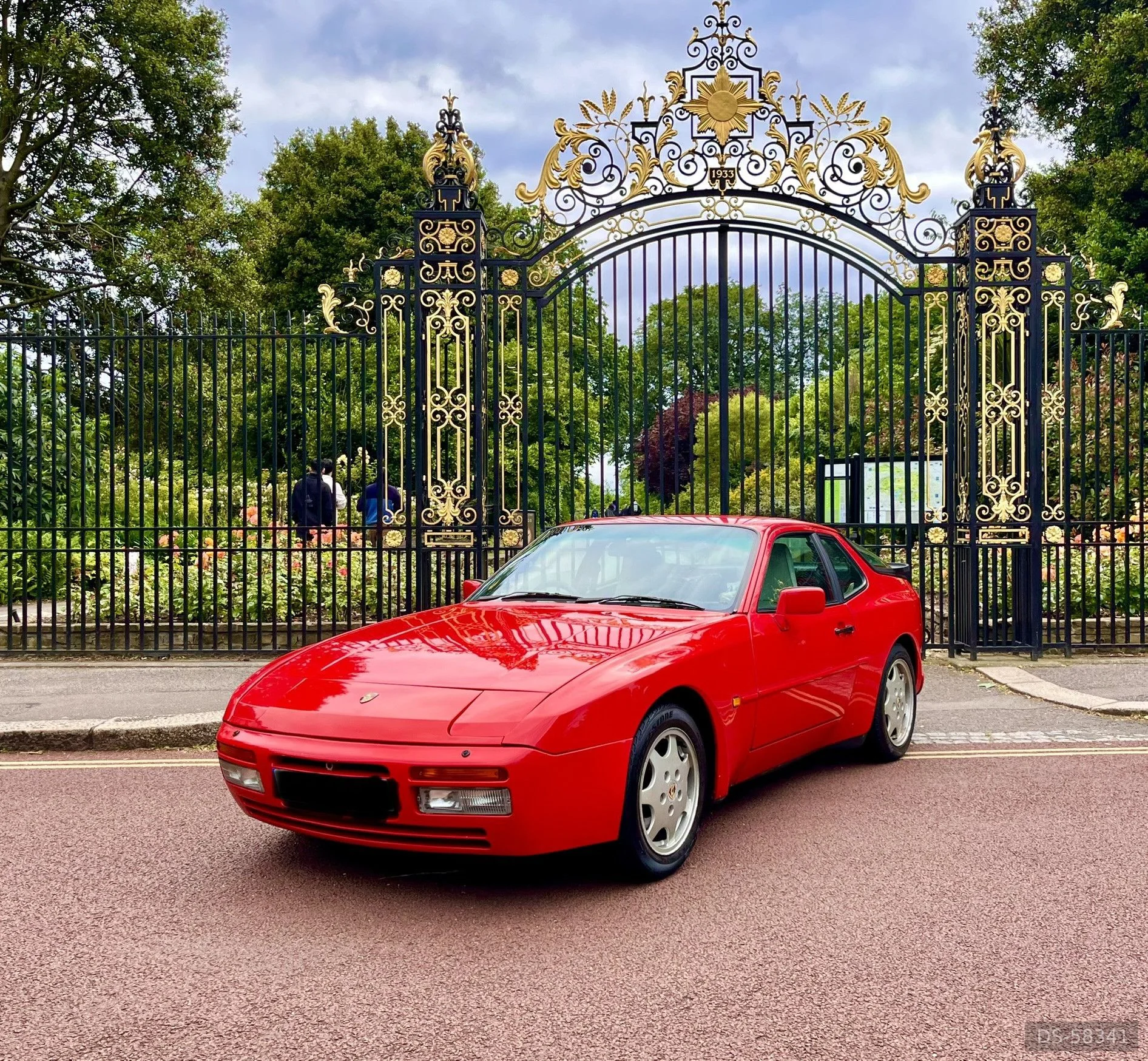 1990 Porsche 944 S2
