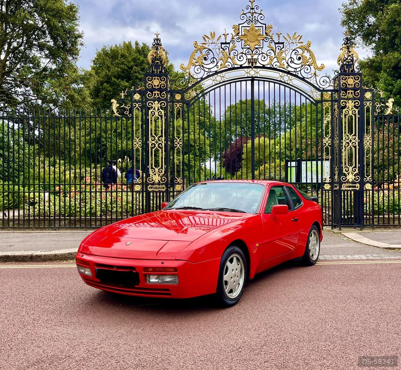 1990 Porsche 944 S2 in London
