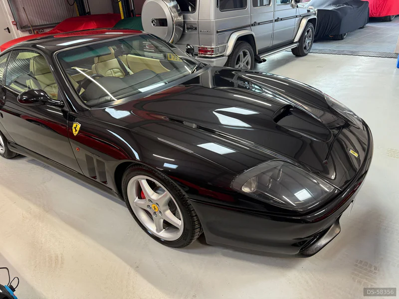 2000 Ferrari 550 in Aston Clinton 8