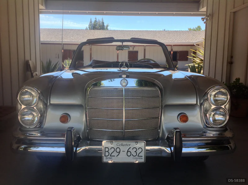 1965 Mercedes-Benz 300se in Vancouver 4