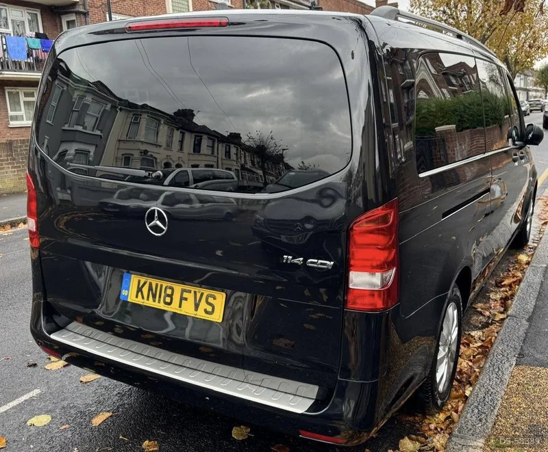 2018 Mercedes-Benz Vito in London 3