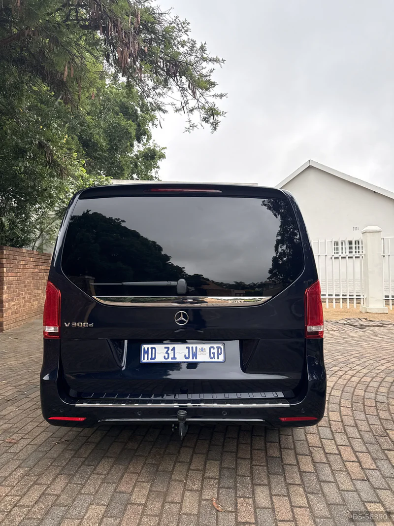 2021 Mercedes-Benz V300d in Kempton Park 4