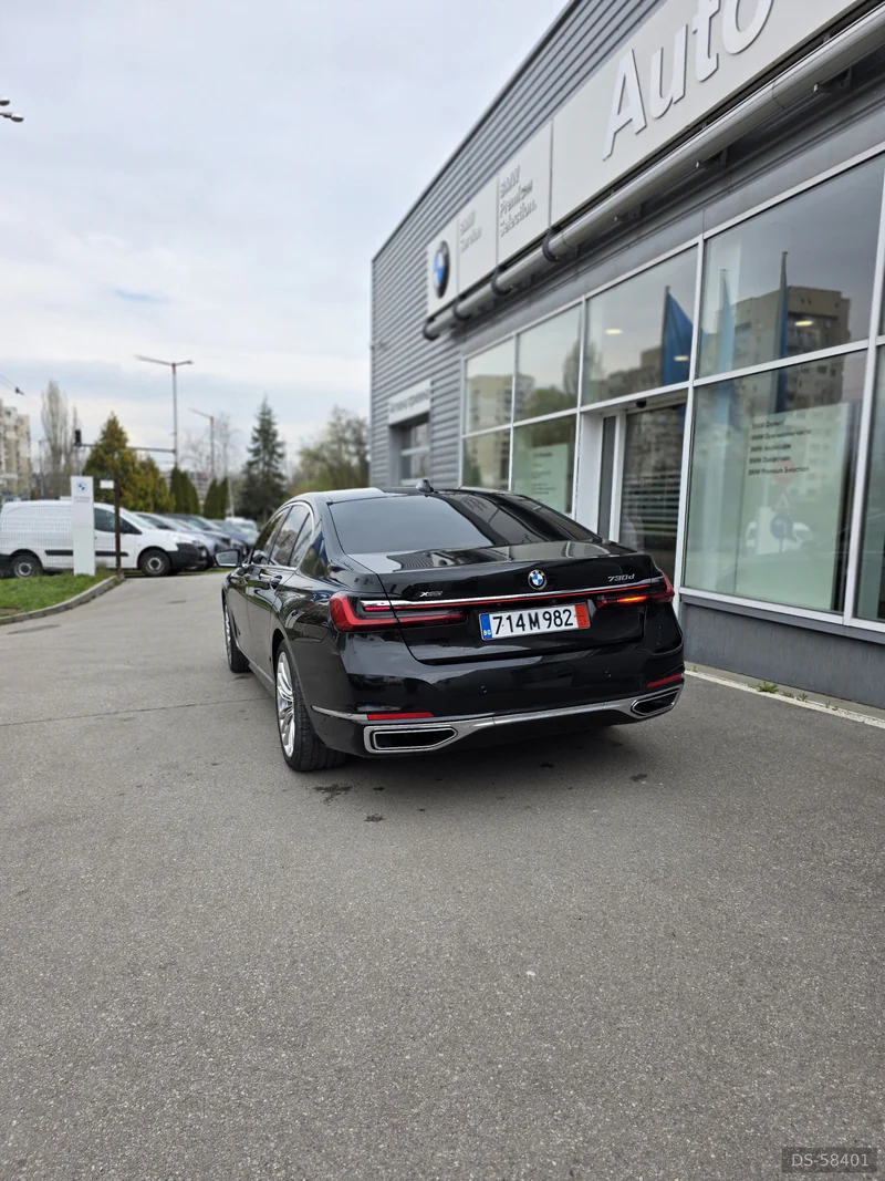 2020 BMW 730 D X-drive in Sofia 7