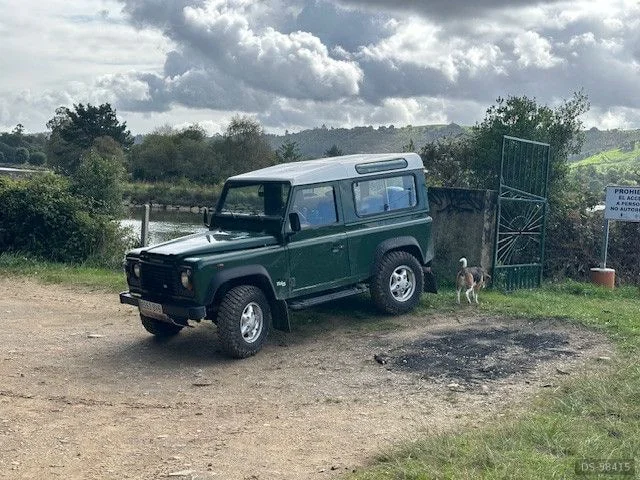 2002 Land Rover Defender in Bilbao 8
