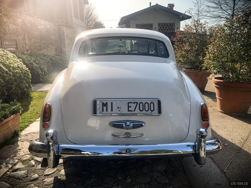 1961 Bentley S1 in Seregno 6