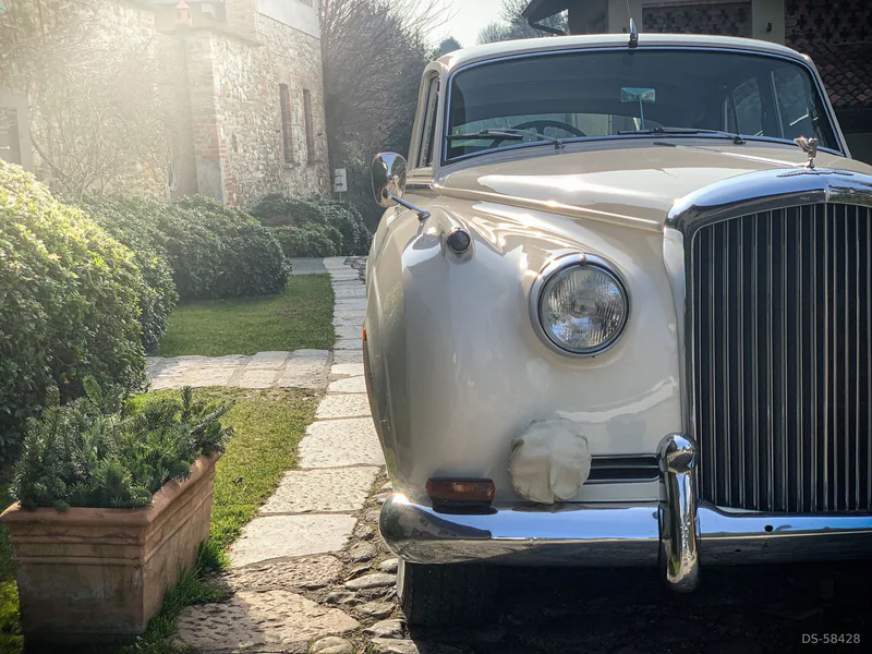 1961 Bentley S1 in Seregno 8