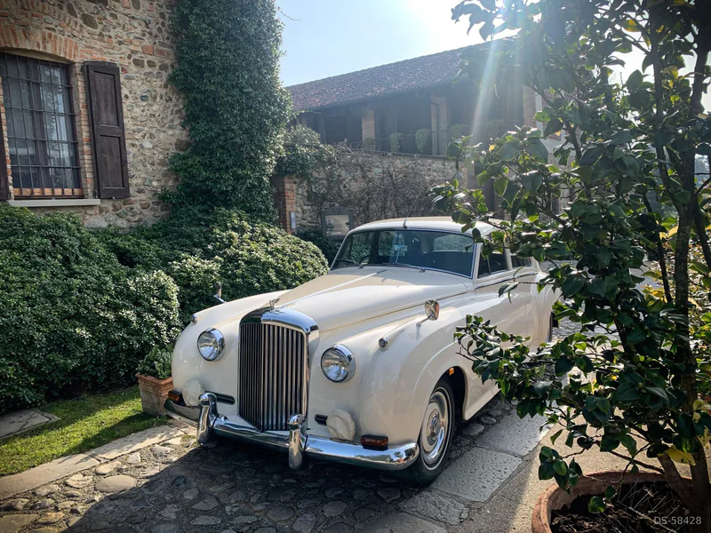 1961 Bentley S1 in Seregno 10