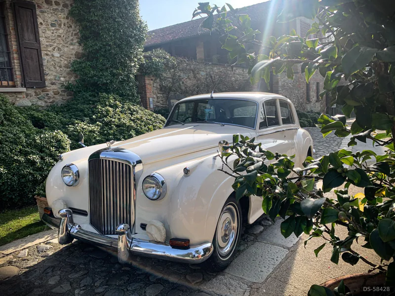 1961 Bentley S1 in Seregno 1