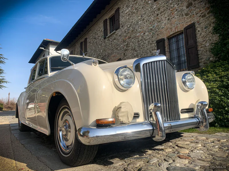 1961 Bentley S1 in Seregno 19