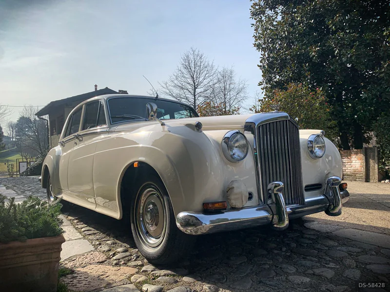 1961 Bentley S1 in Seregno 22