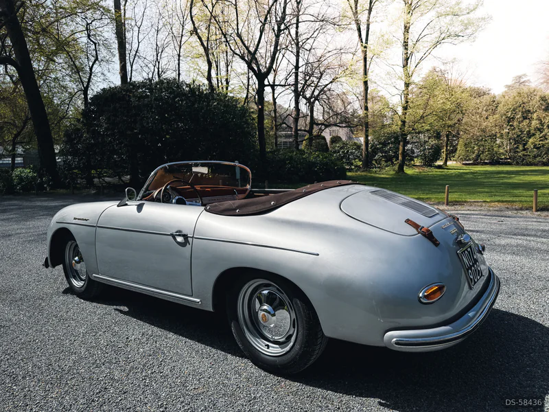 1956 Porsche 356 Speedster in Seregno 5