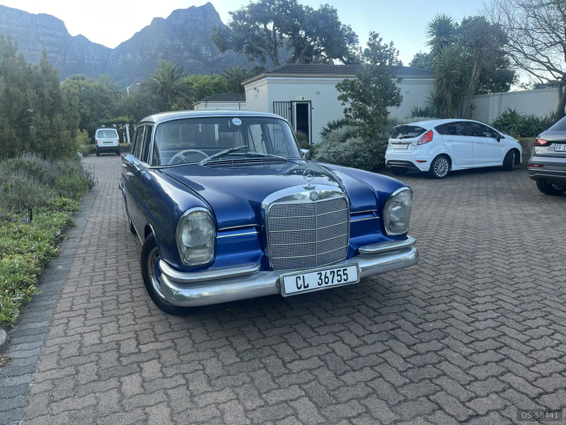 1967 Mercedes-Benz 1967 230s Fintail in Cape Town 4