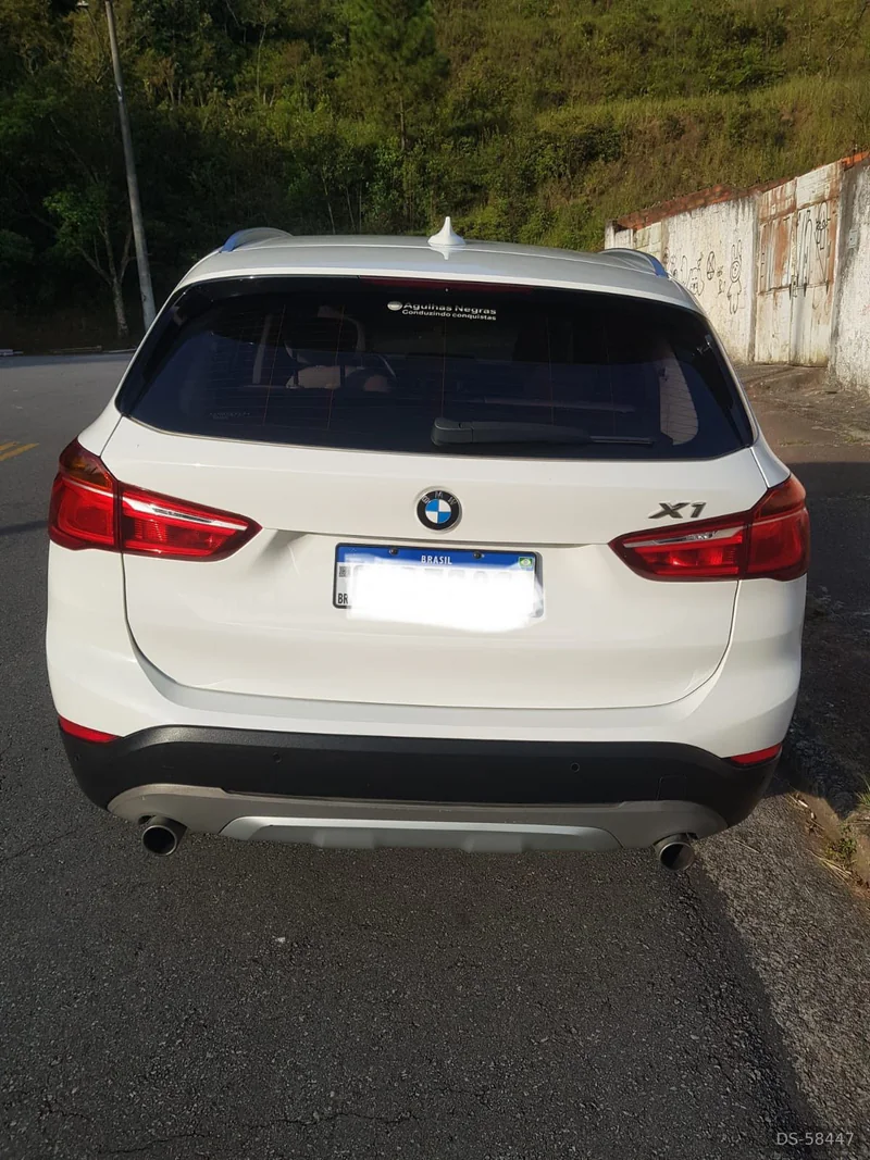 2016 BMW X1 in São Bernardo Do Campo 5