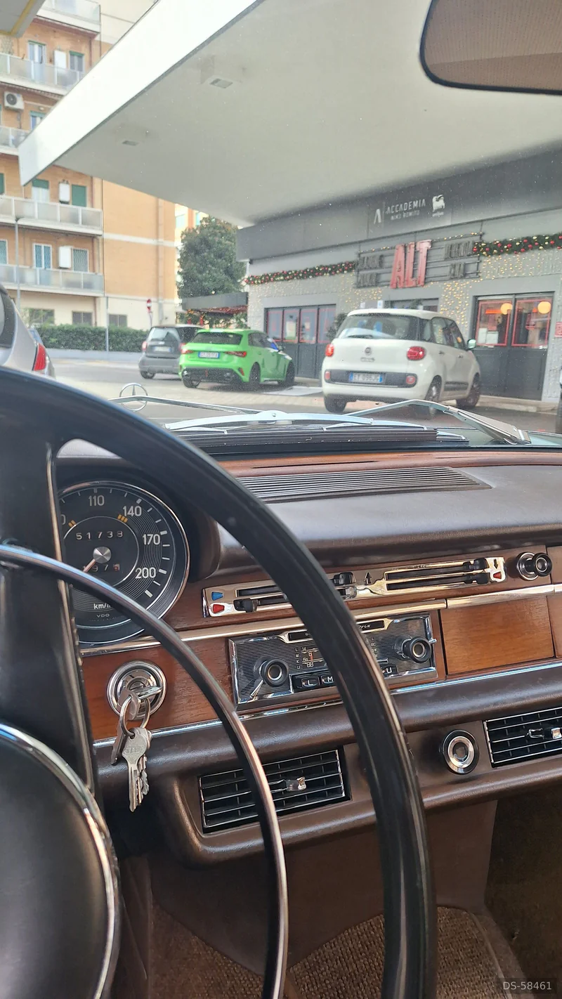 1967 Mercedes-Benz 250 Se W108 in Roma 8