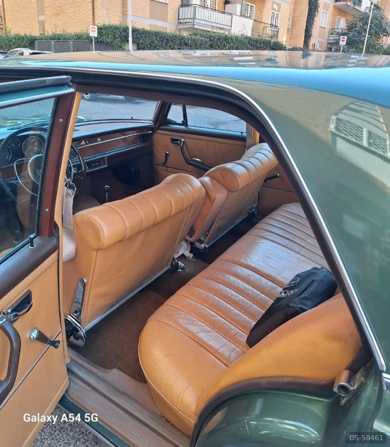 1967 Mercedes-Benz 250 Se W108 in Roma 10