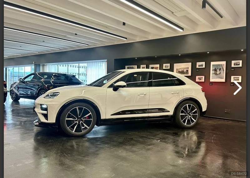 2025 Porsche Macan Turbo in Slagelse 3
