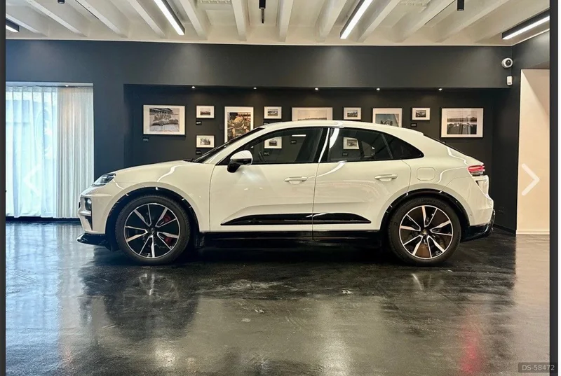 2025 Porsche Macan Turbo in Slagelse 4