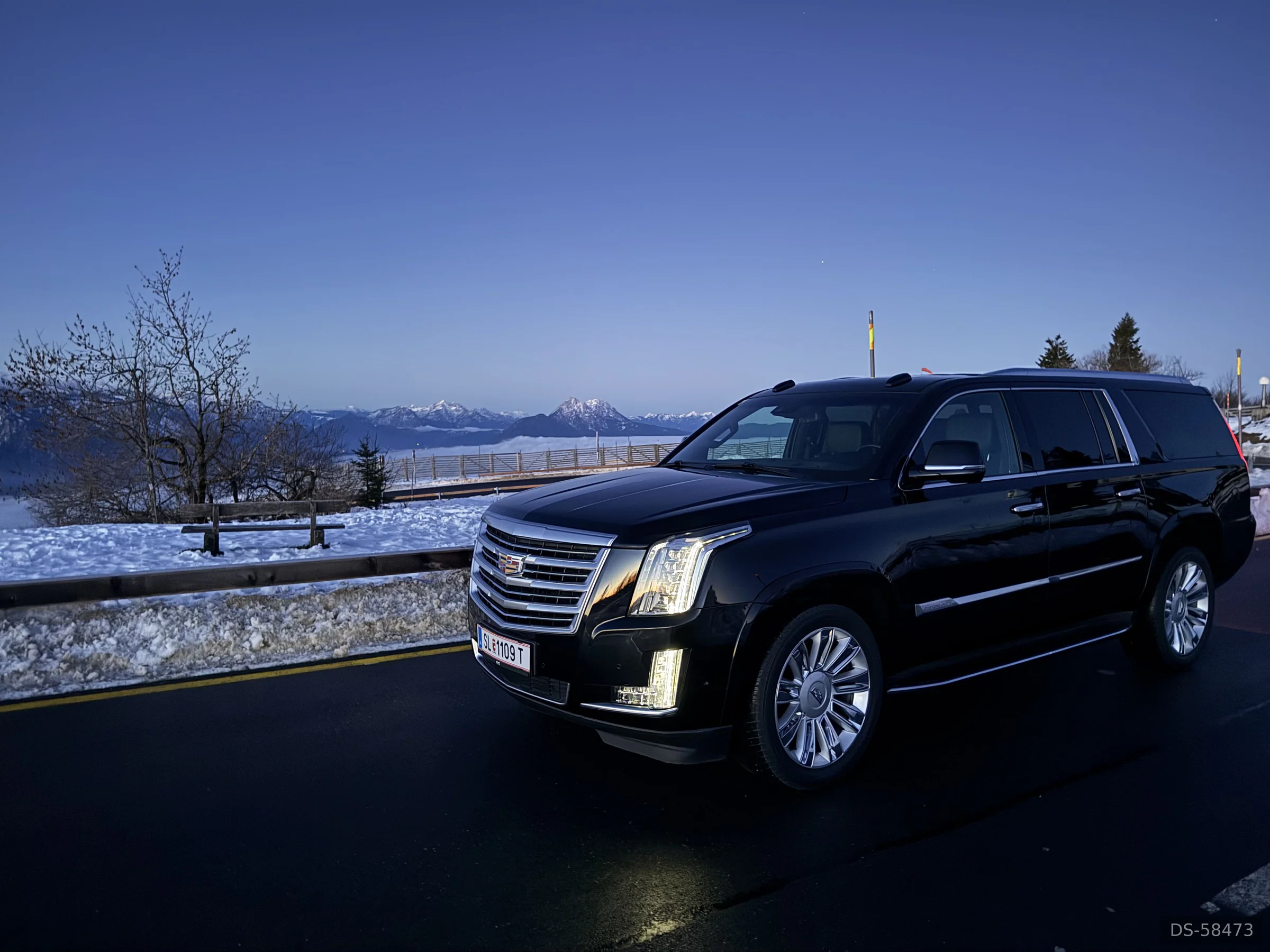 2019 Cadillac Escalade Esv Premium
