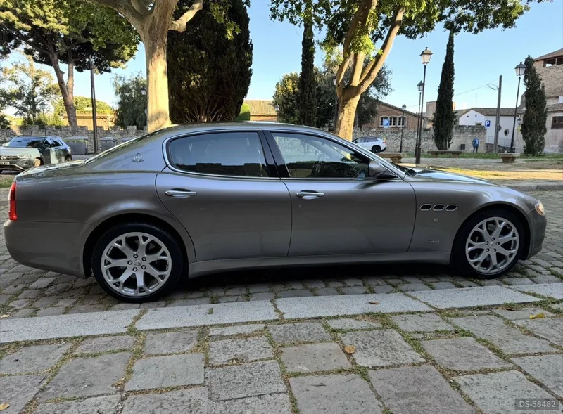 2010 Maserati Quattroporte S in Barcelona 4