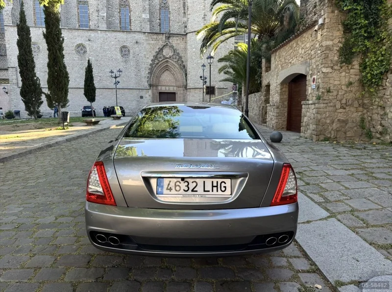 2010 Maserati Quattroporte S in Barcelona 7