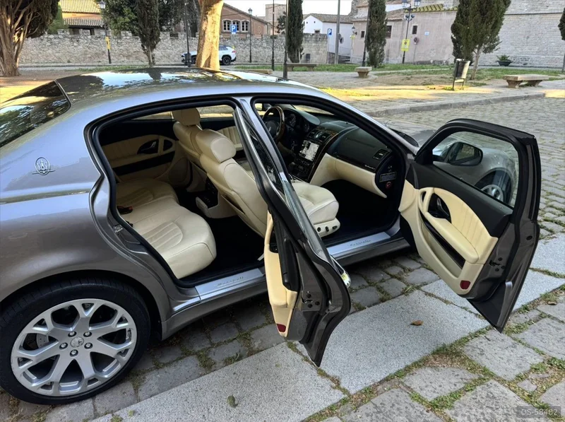 2010 Maserati Quattroporte S in Barcelona 9