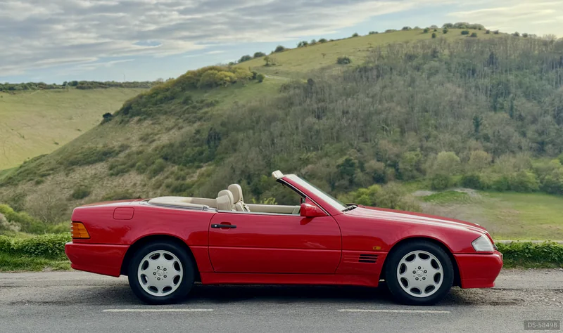1993 Mercedes-Benz 300sl in Guildford 7