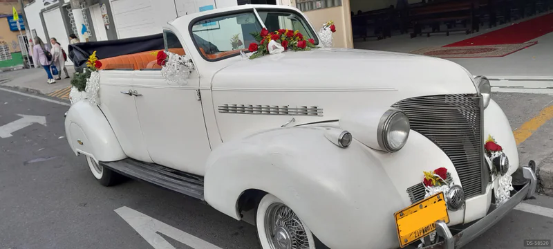 1939 Chevrolet Master Deluxe in Bogotá 5