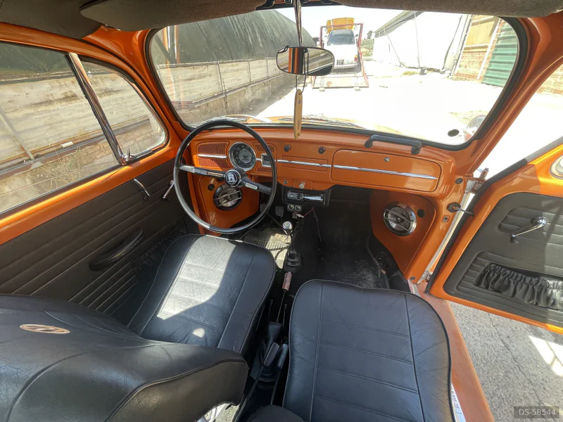 1962 Volkswagen Beetle in Barcelona 5