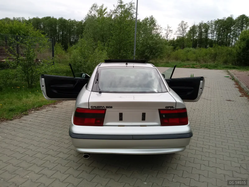 1993 Opel Calibra in Janówek Pierwszy 7