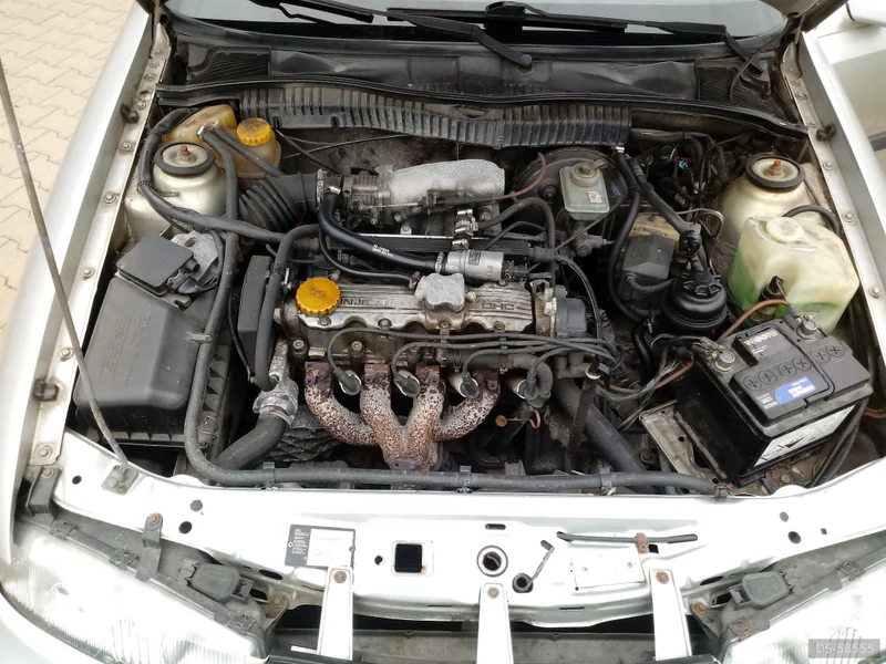 1993 Opel Calibra in Janówek Pierwszy 8