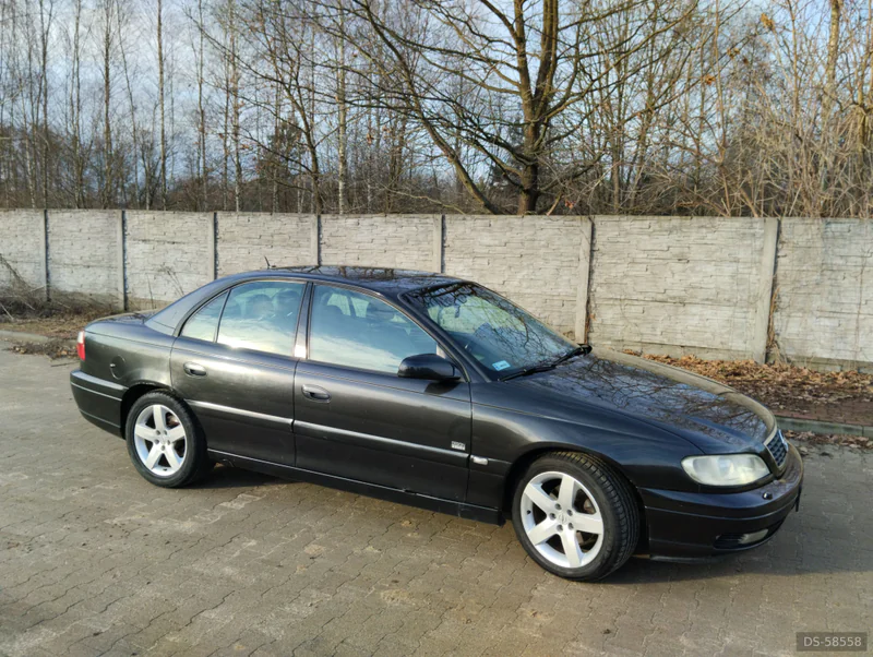 2002 Opel Omega in Warszawa 3