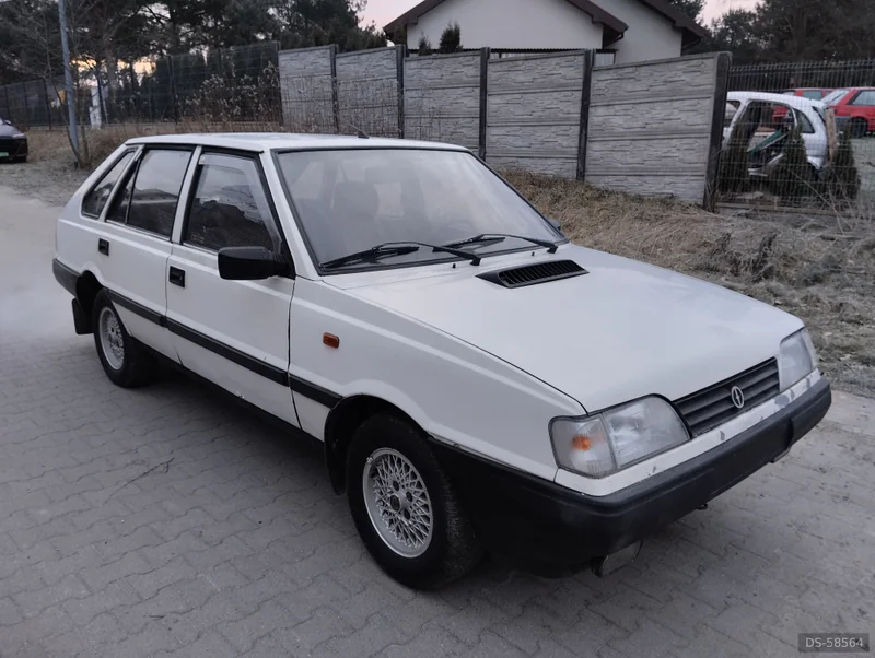 1992 FSO Polonez Caro in Janówek Pierwszy 6