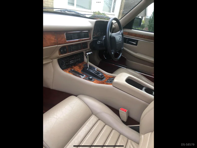 1983 Jaguar Xjs in Falkirk 8
