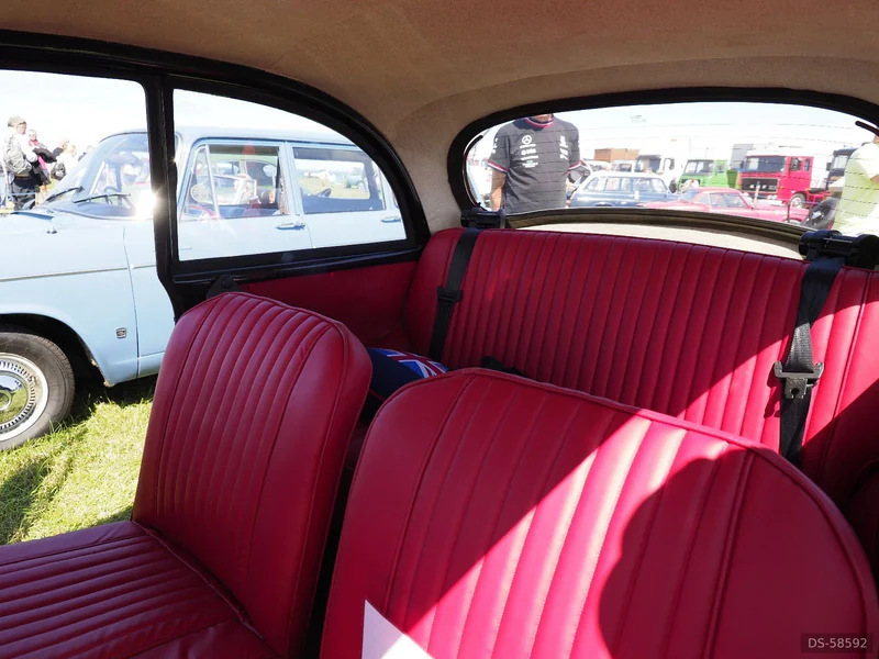 1962 Morris Minor 1000 in Durham 9