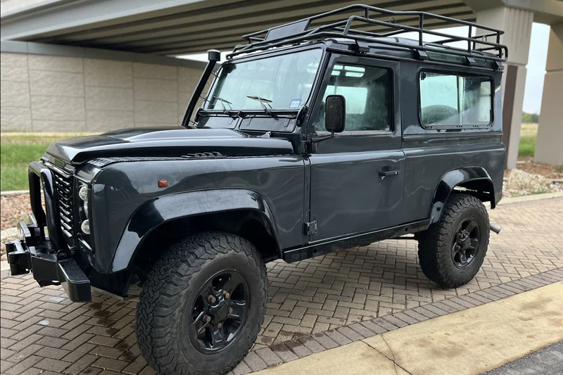 1995 Land Rover Defender 90 Modified 3
