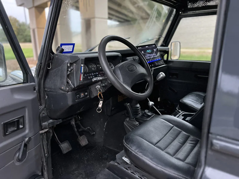 1995 Land Rover Defender 90 Modified 4