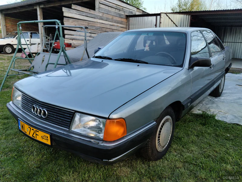 1984 Audi 100 in Janówek Pierwszy 4